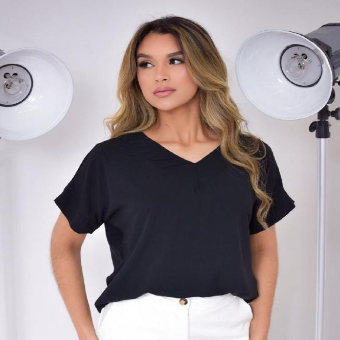Blusa Marlene – Decote em V em Viscolinho